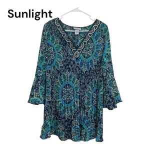 CATHERINES Women SZ 0X(14/16W) Accordion Pleat Tunic Top Bell Sleeve Embellished